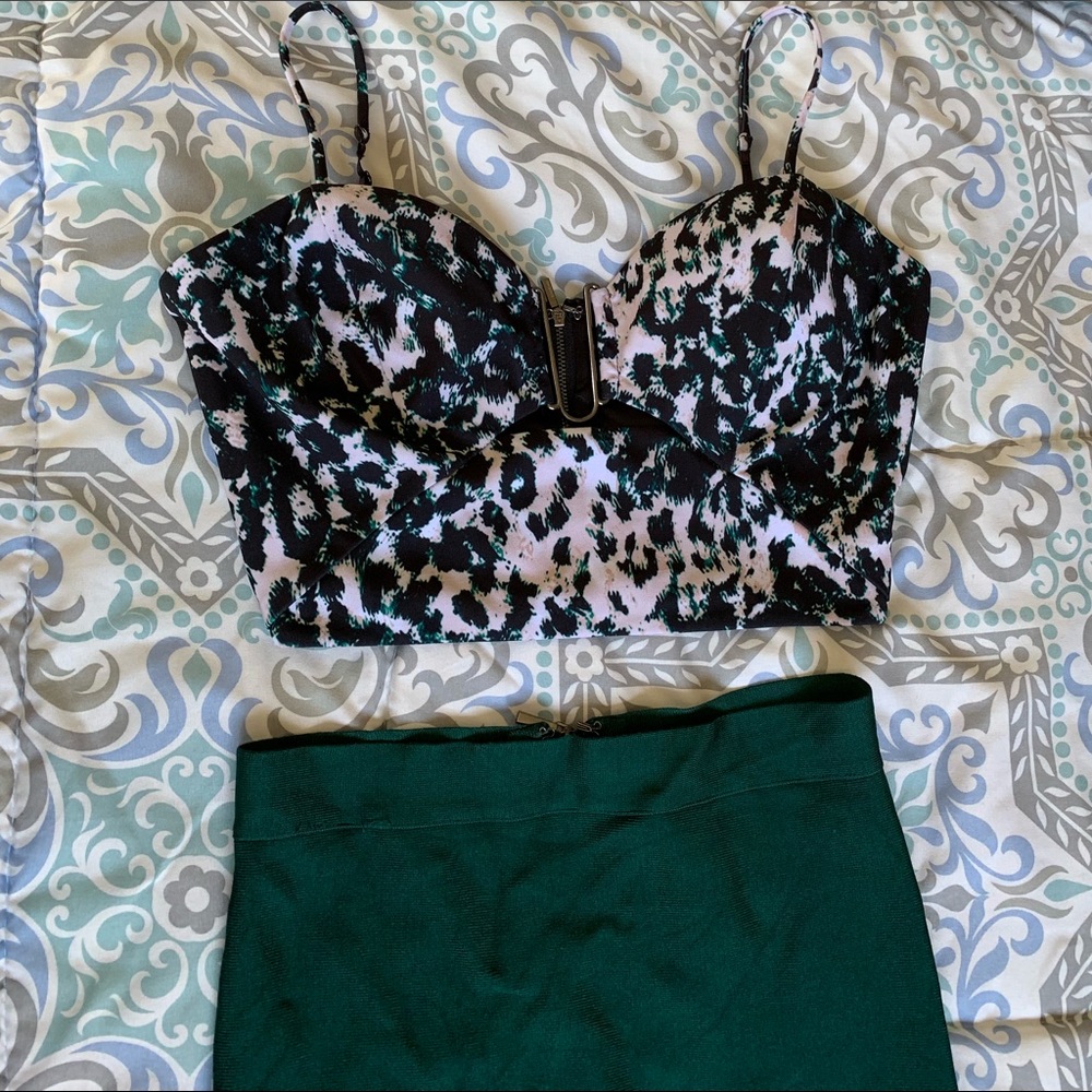 bebe Black and Green Skirt Set